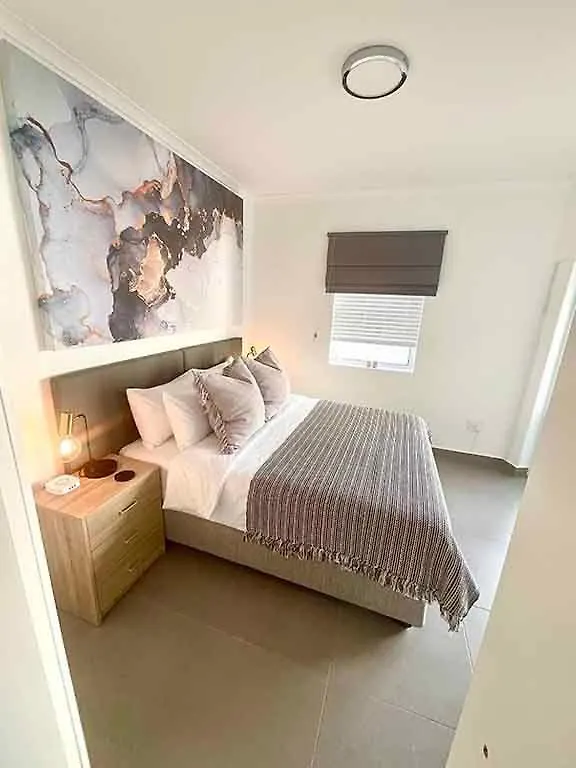 12 Sunset On Hill Apartment Cape Town