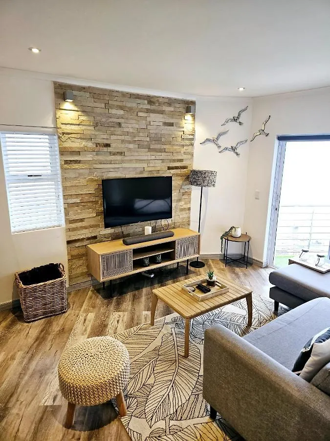 12 Sunset On Hill Apartment Cape Town