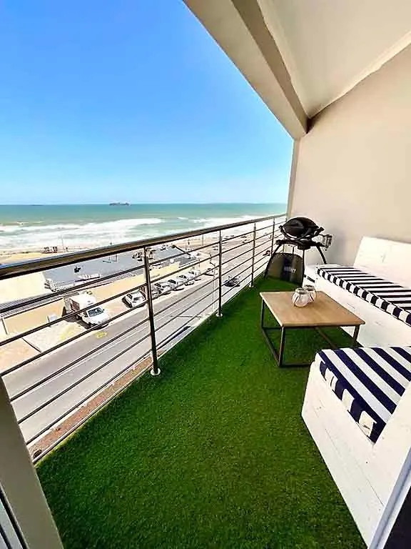 12 Sunset On Hill Apartment Cape Town